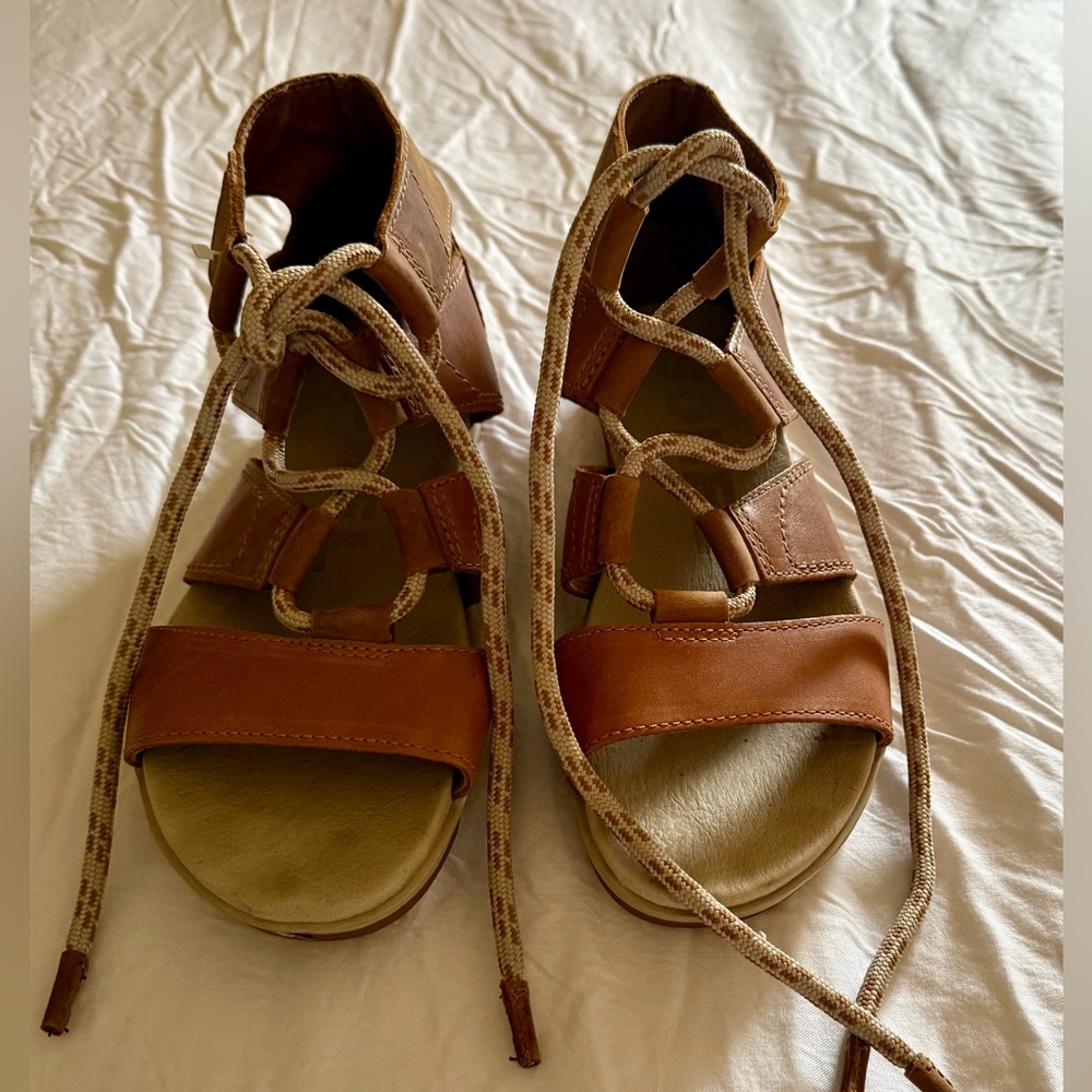 Sorel women’s Gladiator style sandals brown leather size 8.5
